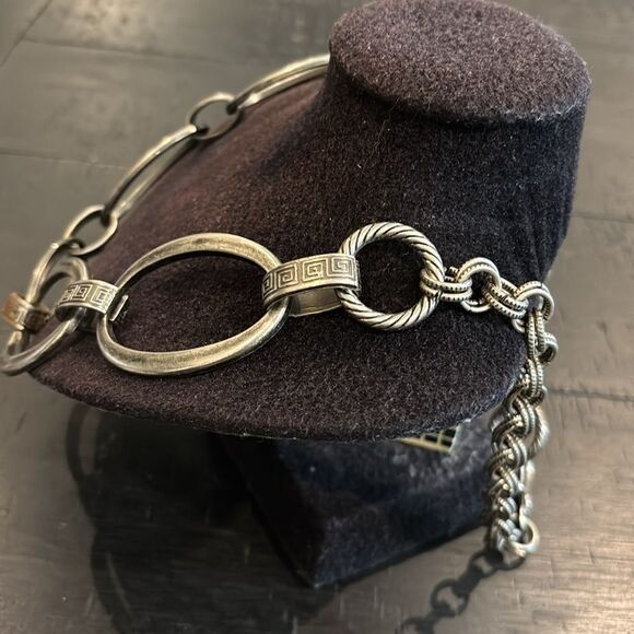 Green Key Long Chunky Distressed Silver Chain Statement Necklace - Picture 6 of 8